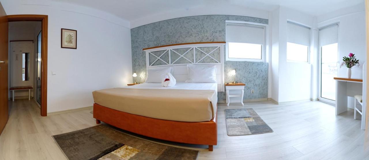 Hotel Albatros 3*
