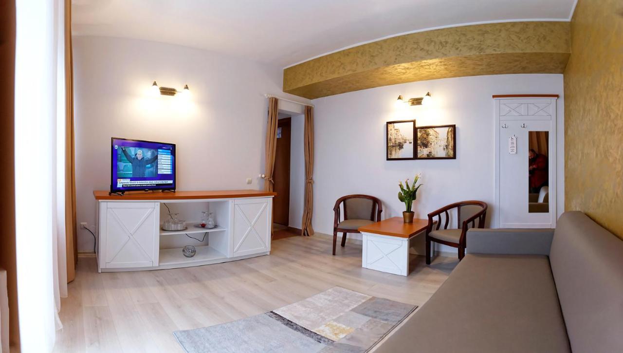 Albatros Mamaia