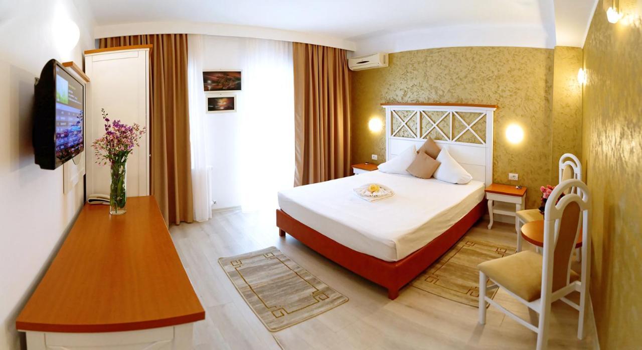 Hotel Albatros Mamaia
